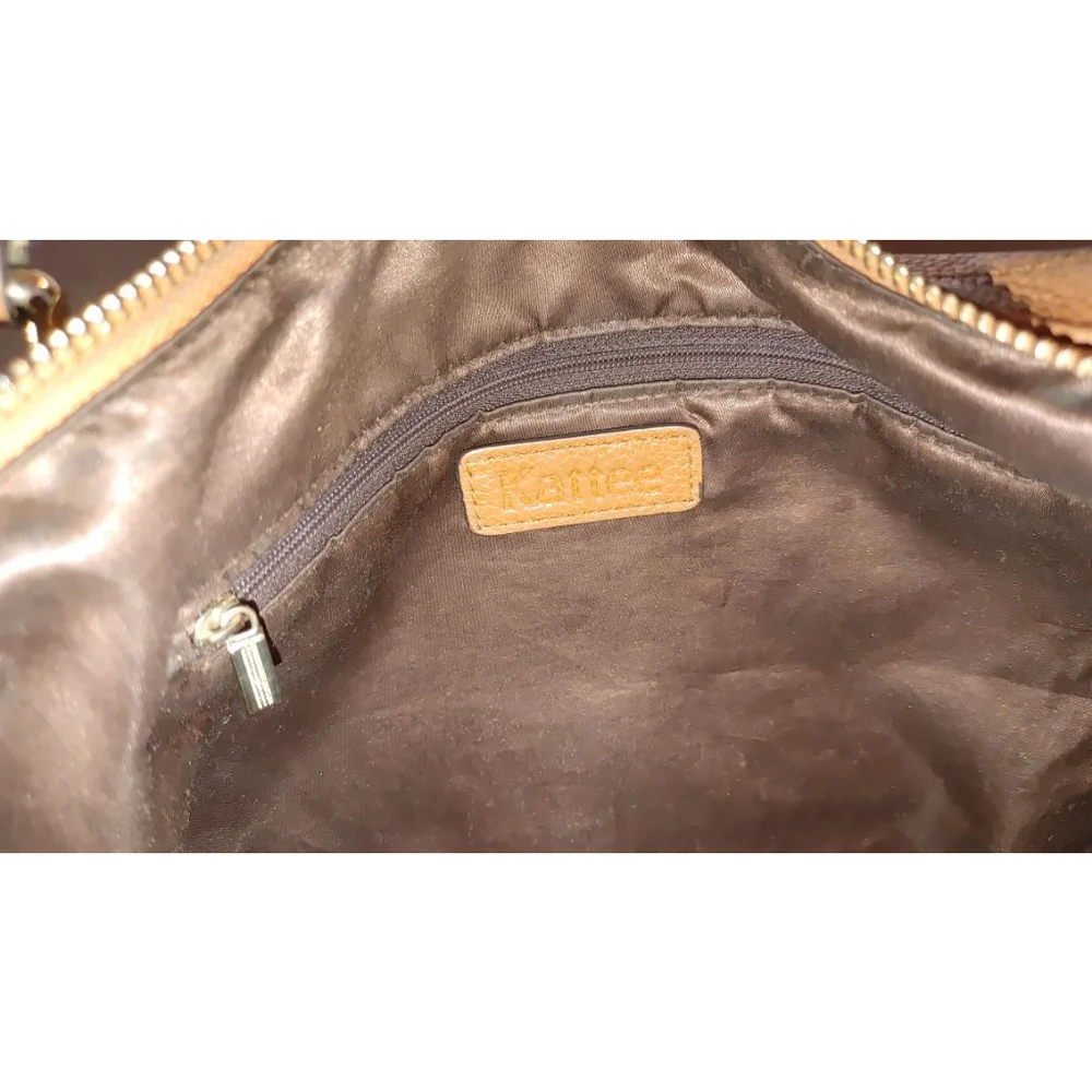 Kattee Pebbled Leather Shoulder Bag
